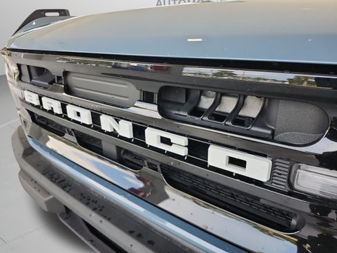 Used 2024 Ford Bronco Outer Banks AWD/4WD image 32