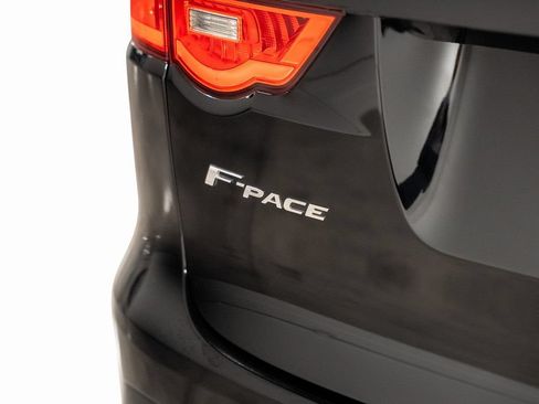 Used 2020 Jaguar F-PACE Premium AWD/4WD image 22