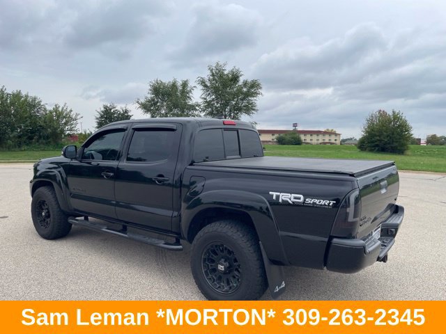 Used 2015 Toyota Tacoma 4x4 Double Cab w/ TRD Sport Package image 4