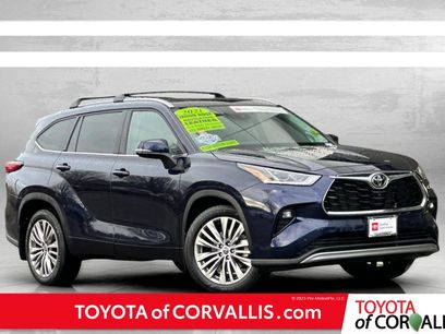 Used 2022 Toyota Highlander Platinum