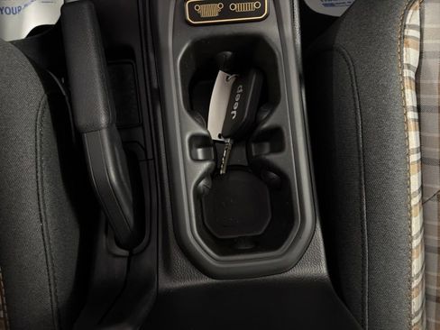 New 2026 Jeep Gladiator Sport AWD/4WD image 14