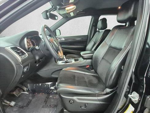 Used 2018 Jeep Grand Cherokee Altitude AWD/4WD image 16