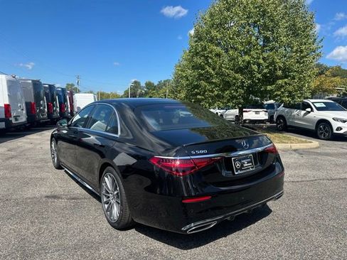 Used 2026 Mercedes-Benz S 580 4MATIC Sedan image 3