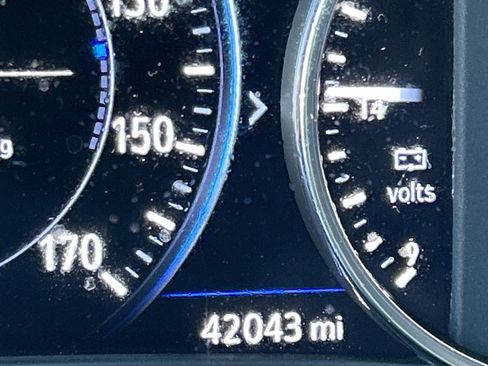 Used 2022 Buick Enclave Premium w/ Experience Buick Package image 24