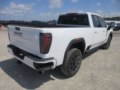 New 2026 GMC Sierra 2500 AT4 w/ AT4 Premium Plus Package