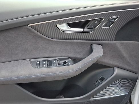 Certified 2026 Audi RS Q8 performance AWD/4WD image 18