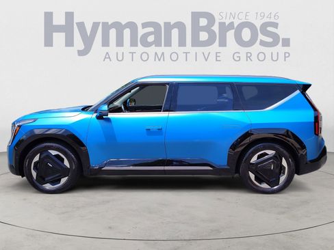 Used 2024 Kia EV9 Land AWD/4WD image 6