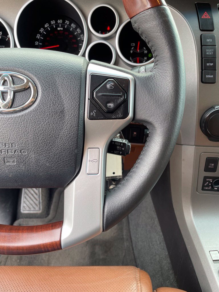 Used 2017 Toyota Sequoia Platinum RWD image 14