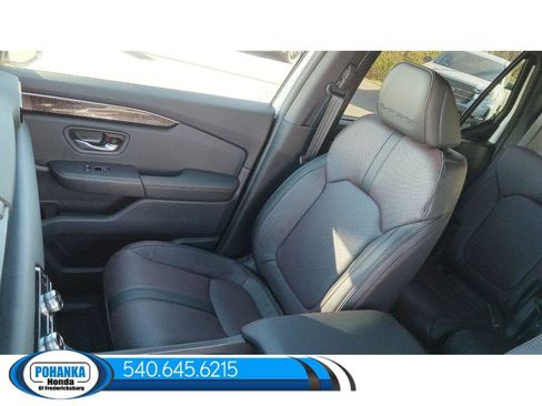 New 2025 Honda Pilot Black Edition image 31