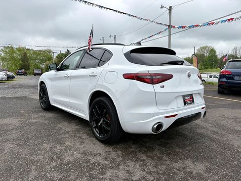 Used 2021 Alfa Romeo Stelvio Ti w/ Nero Edizione AWD/4WD image 3