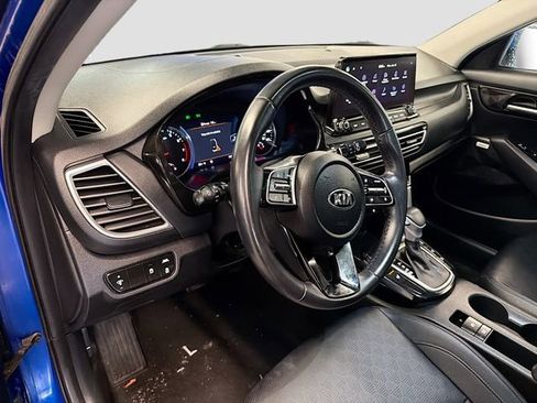 Used 2021 Kia Seltos SX image 9
