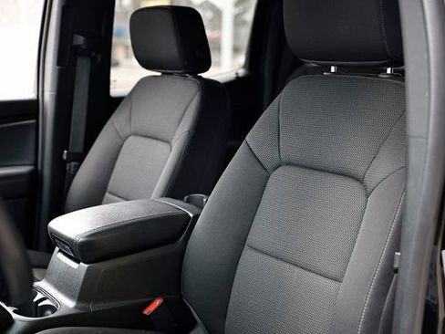 Used 2024 GMC Canyon Elevation image 22