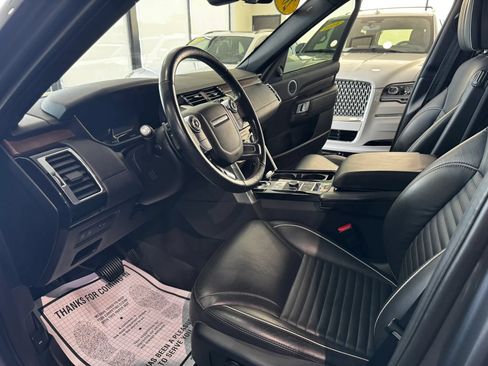 Used 2018 Land Rover Discovery HSE Luxury AWD/4WD image 9