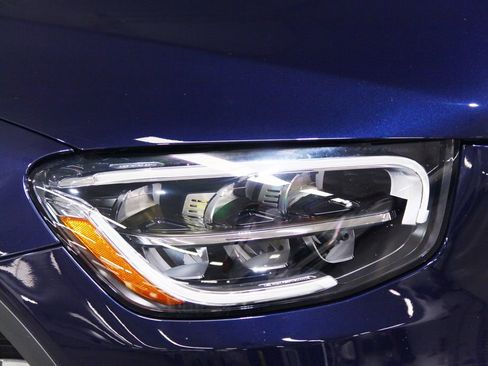 Certified 2022 Mercedes-Benz GLC 300 4MATIC image 11