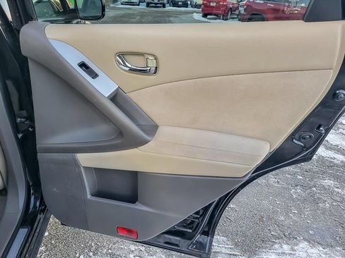 Used 2013 Nissan Murano S AWD/4WD image 19