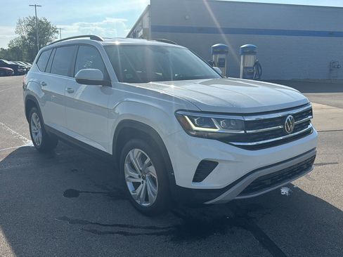 Used 2023 Volkswagen Atlas SE AWD/4WD image 8