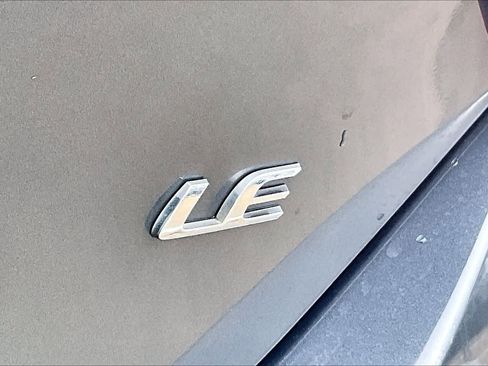 Used 2014 Toyota Corolla LE FWD image 7
