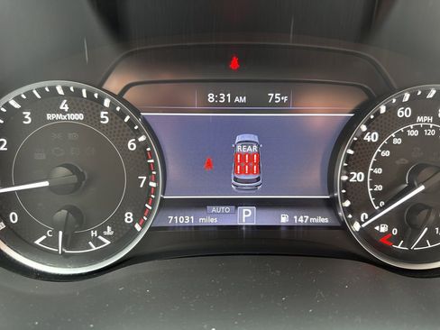 Used 2022 Nissan Armada SV AWD/4WD image 10