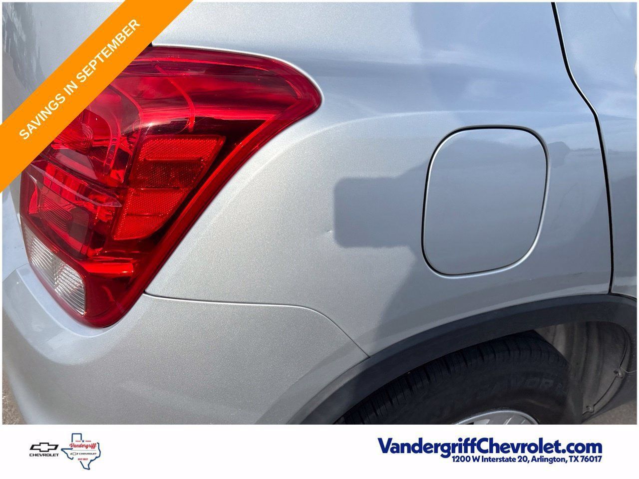 Used 2021 Chevrolet Trax LS w/ Tint and Cruise Package FWD image 9
