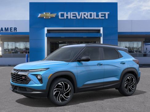 New 2026 Chevrolet TrailBlazer RS w/ Driver Confidence Package image 2