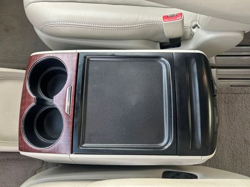 Used 2013 Toyota Sienna XLE w/ Entertainment Pkg image 26