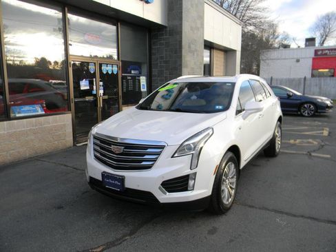 Used 2019 Cadillac XT5 Luxury image 4