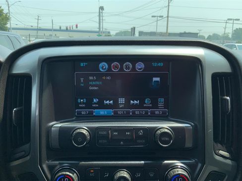 Used 2017 Chevrolet Silverado 1500 LT w/ All Star Edition AWD/4WD image 13