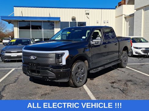 New 2025 Ford F150 Lightning Flash AWD/4WD image 3