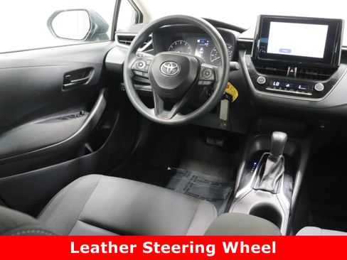 Used 2024 Toyota Corolla LE image 27