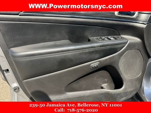 Used 2020 Jeep Grand Cherokee Limited image 28