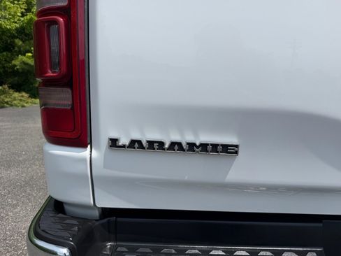 Used 2024 RAM 1500 Laramie RWD image 15
