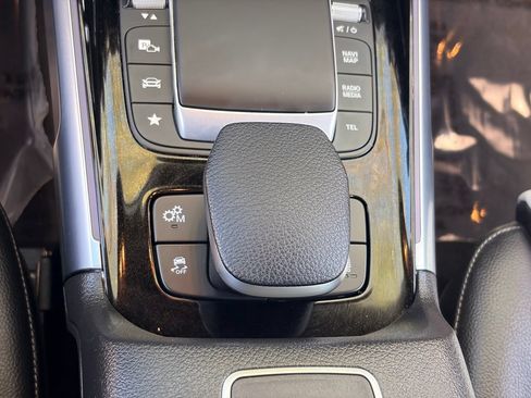 Used 2022 Mercedes-Benz GLB 35 AMG 4MATIC image 25