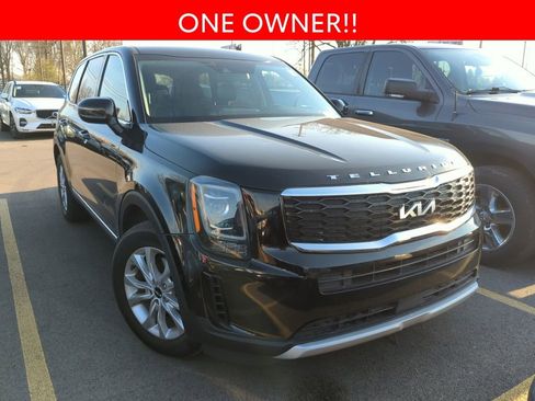 Used 2022 Kia Telluride LX image 3