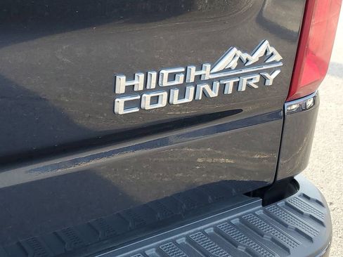 Used 2024 Chevrolet Silverado 1500 High Country image 33