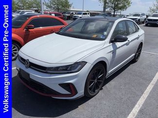 Used 2025 Volkswagen Jetta GLI Autobahn w/ GLI Black Package FWD video 2