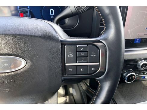 Used 2024 Ford F350 Platinum image 21