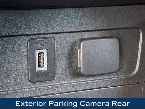 Used 2017 Ford Escape Titanium AWD/4WD image 17