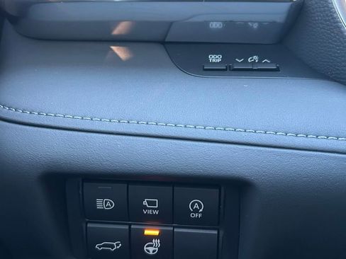 New 2026 Toyota Highlander Platinum AWD/4WD image 19