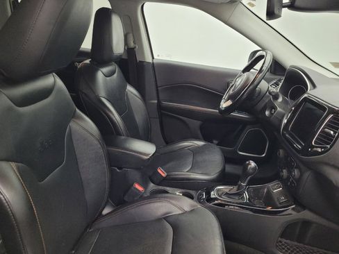 Used 2020 Jeep Compass Limited FWD image 21