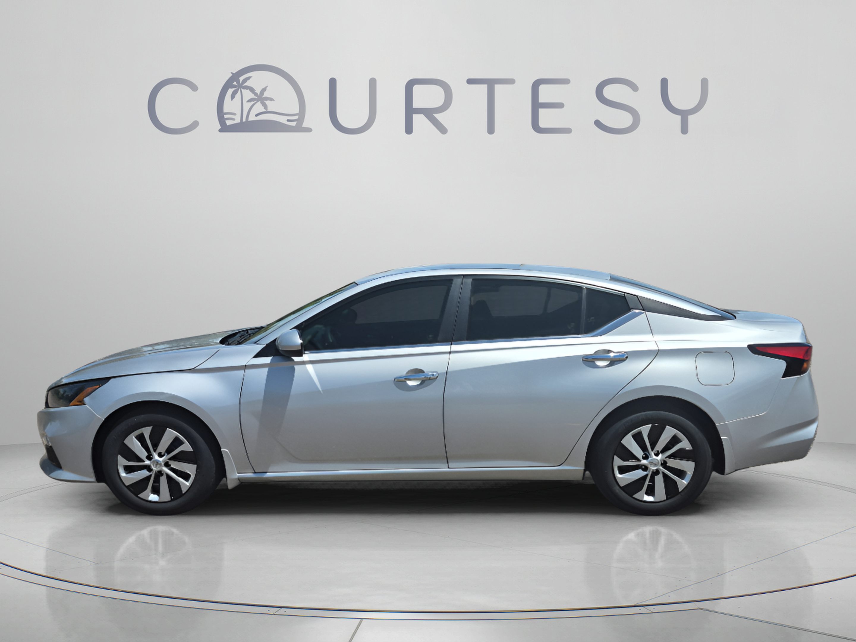 Certified 2022 Nissan Altima 2.5 S FWD image 2