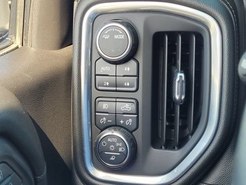 Used 2021 Chevrolet Silverado 1500 LTZ w/ Technology Package AWD/4WD image 20