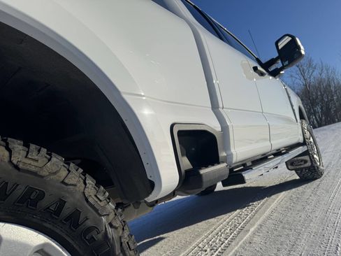 Used 2023 Ford F250 XLT w/ FX4 Off-Road Package image 15