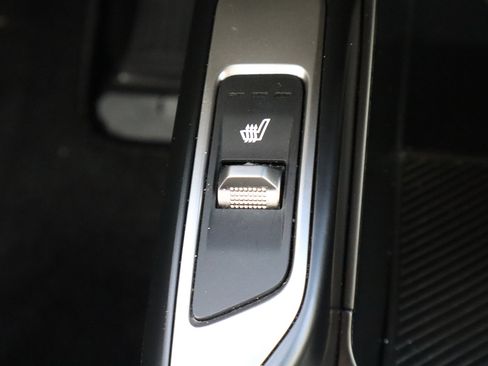 Used 2024 Kia Sorento S image 21