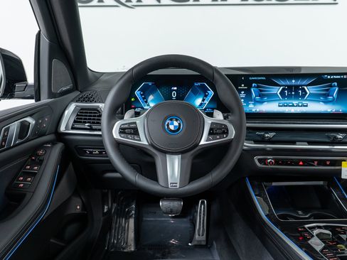 New 2026 BMW X5 xDrive50e w/ M Sport Package image 17