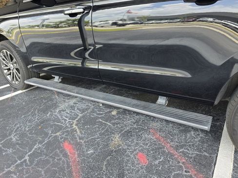 Used 2020 Ford Expedition Max Limited image 37