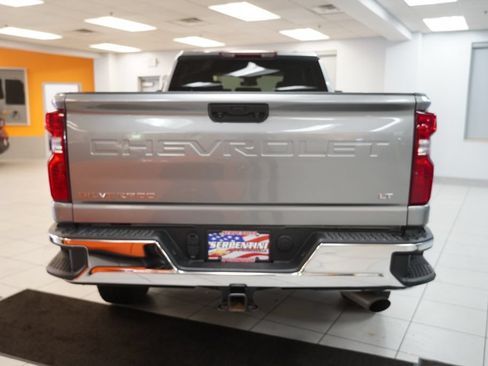 Used 2024 Chevrolet Silverado 3500 LT w/ Convenience Package AWD/4WD image 8