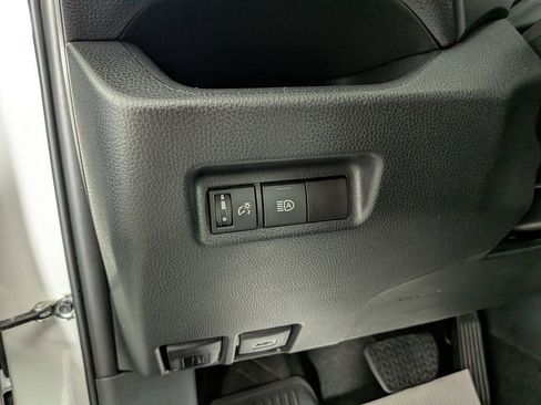 Used 2024 Toyota RAV4 Adventure image 18