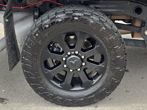 Used 2022 RAM 2500 Laramie w/ Night Edition AWD/4WD image 7