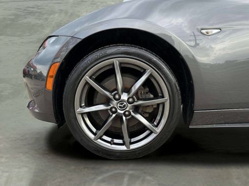 Used 2017 MAZDA MX-5 Miata RF Grand Touring RWD image 31
