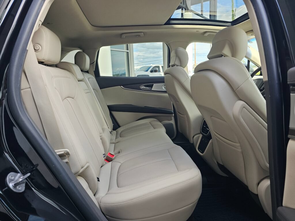 Used 2019 Lincoln Nautilus Reserve w/ Ultimate Package AWD/4WD image 13